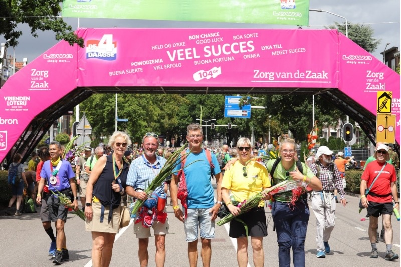 Wijchense 4Daagselopers welkom op het kasteel! | Wijchens Nieuws